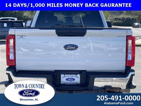 Certified 2024 Ford F250 XLT image 4