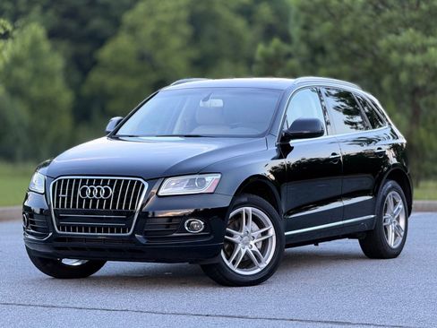 Used 2016 Audi Q5 2.0T Premium Plus w/ Technology Package AWD/4WD image 8
