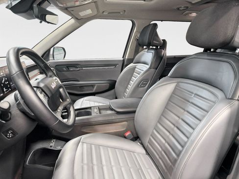 Used 2024 Kia EV9 Land AWD/4WD image 19