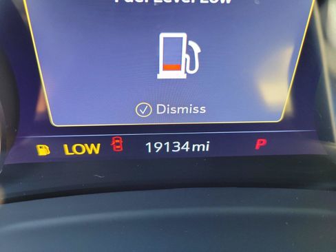Used 2023 Buick Envision Essence w/ Technology Package I AWD/4WD image 30