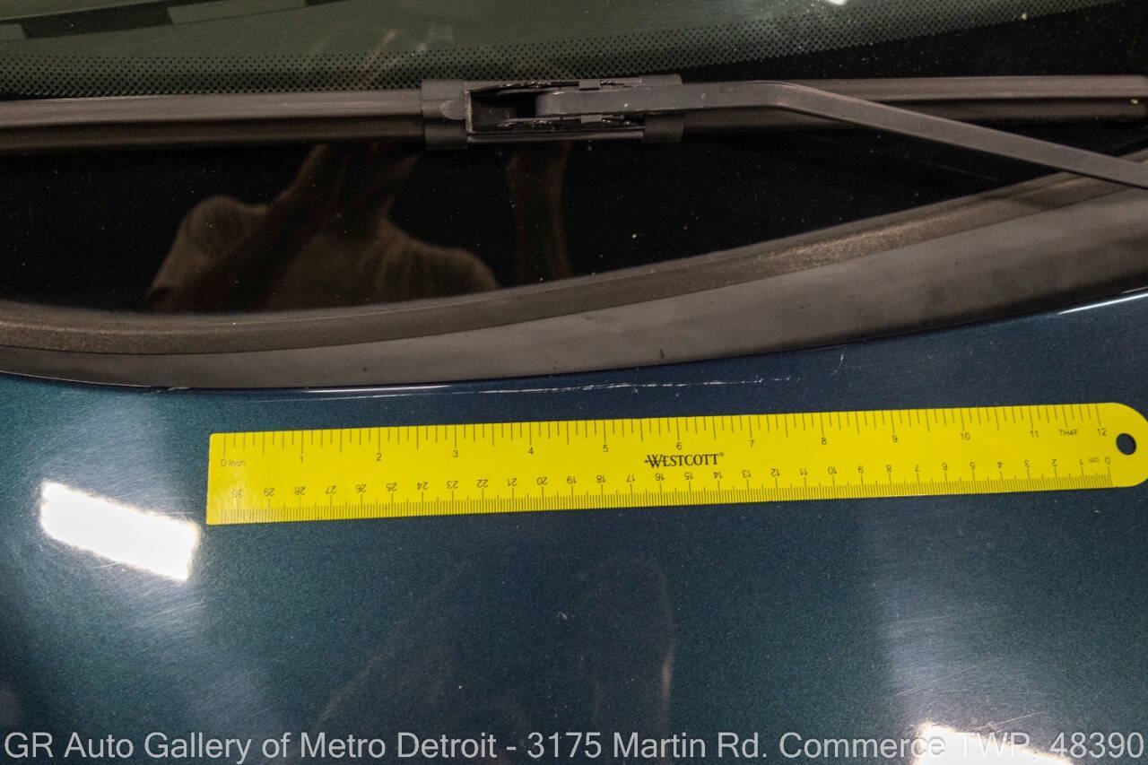 Used 1998 Volvo V70 FWD image 28