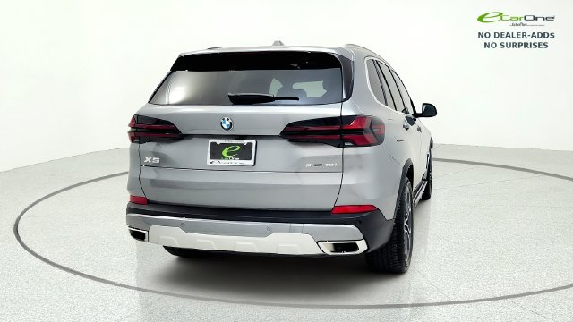 Used 2025 BMW X5 sDrive40i w/ Parking Assistance Package RWD image 8
