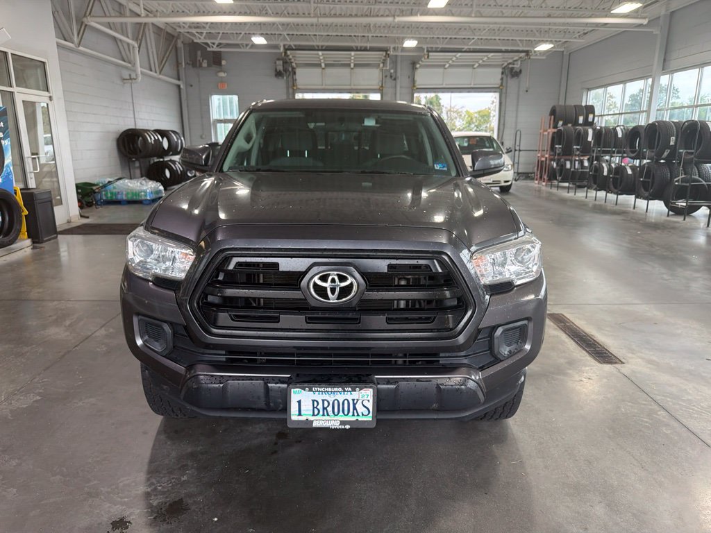 Used 2016 Toyota Tacoma SR w/ SR Convenience Package RWD image 2