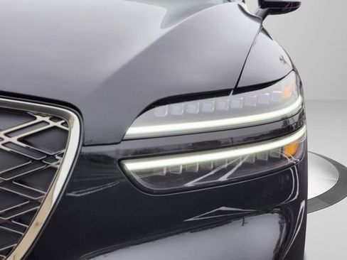 New 2026 Genesis GV70 2.5T Select image 10