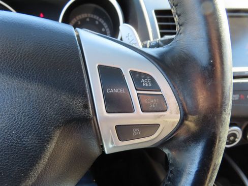 Used 2007 Mitsubishi Outlander XLS image 14