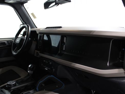 Used 2022 Ford Bronco Wildtrak AWD/4WD image 24