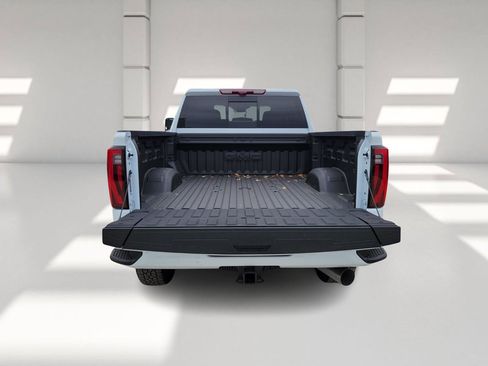 New 2026 GMC Sierra 2500 Denali w/ Denali Reserve Package AWD/4WD image 5