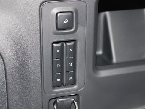 New 2025 Ford Expedition Platinum w/ Stealth Performance Package image 21