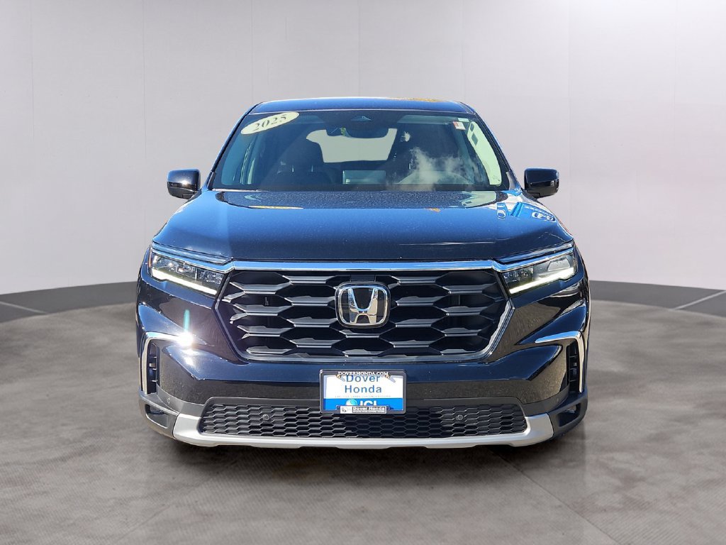 Certified 2025 Honda Pilot EX-L image 2