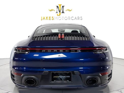 Used 2024 Porsche 911 Carrera T image 9