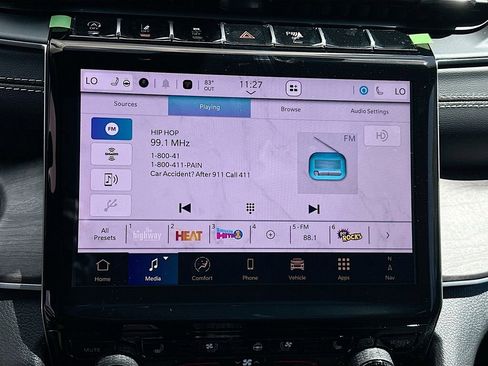 New 2025 Jeep Grand Cherokee L Limited w/ Luxury Tech Group II image 15