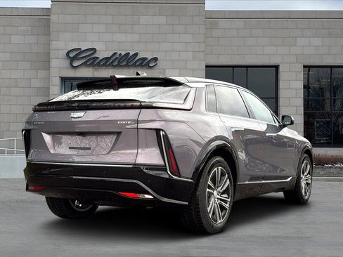 New 2026 Cadillac Lyriq Premium Luxury image 3
