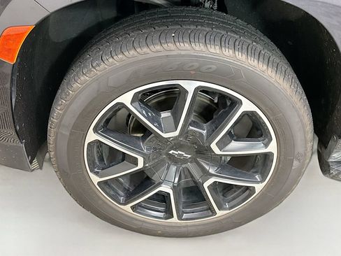 Used 2023 Chevrolet Tahoe RST w/ Luxury Package AWD/4WD image 34