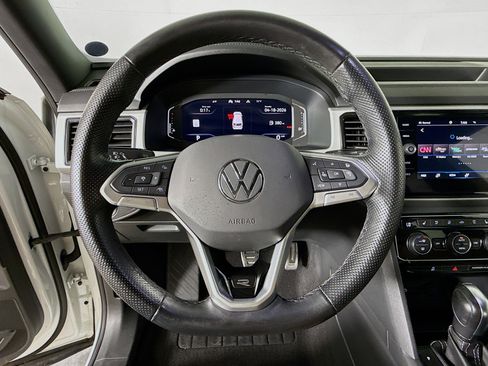 Used 2022 Volkswagen Atlas Cross Sport SEL Premium R-Line image 11