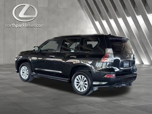 Certified 2023 Lexus GX 460 Premium w/ Premium Plus Package image 2