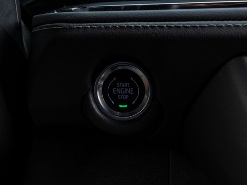 Used 2025 Chevrolet Tahoe Z71 w/ Comfort Package image 22