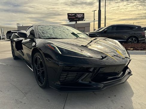 Used 2023 Chevrolet Corvette Stingray Preferred Conv w/ Z51 Performance Package image 4