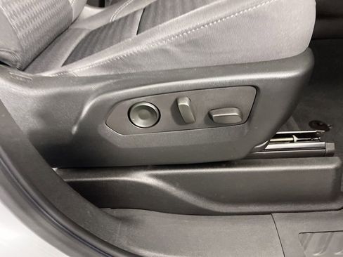 Used 2023 Chevrolet Tahoe LS image 6