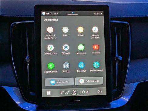 Certified 2025 Volvo XC90 B5 Plus w/ Protection Package Premier image 15