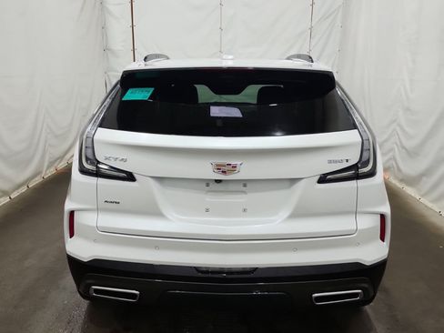 Used 2024 Cadillac XT4 Sport AWD/4WD image 5