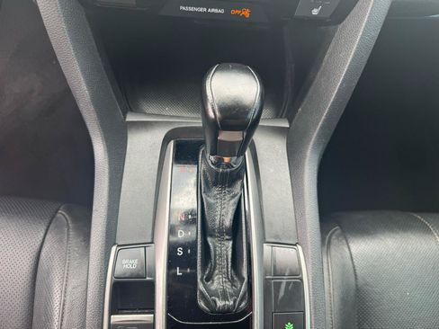 Used 2019 Honda Civic EX-L image 21