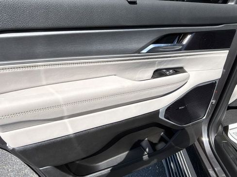 New 2026 Jeep Grand Wagoneer Limited AWD/4WD image 28