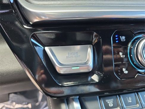 Certified 2024 GMC Sierra 3500 Denali Ultimate image 29