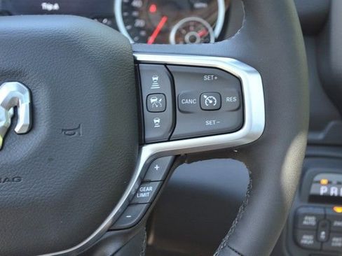 New 2026 RAM 1500 Big Horn AWD/4WD image 18