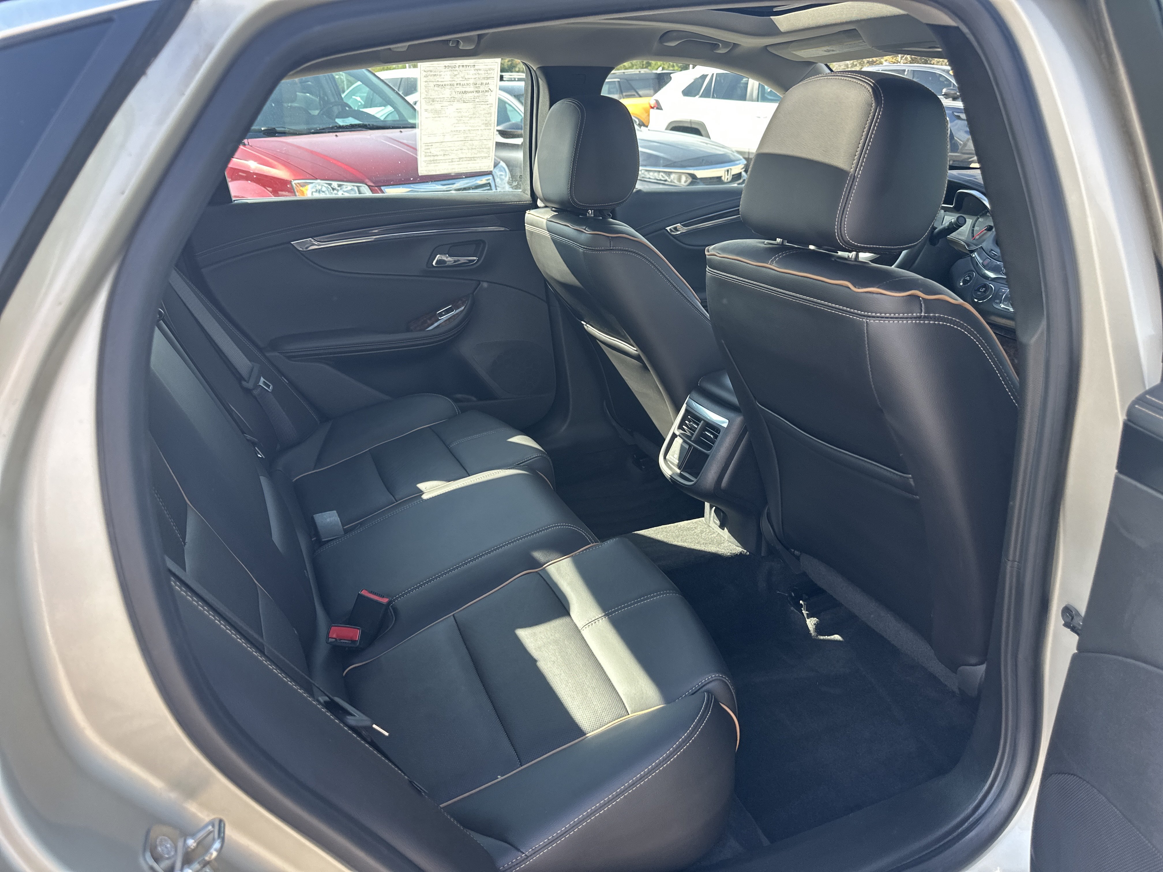 Used 2015 Chevrolet Impala LTZ FWD image 15