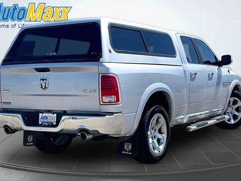 Used 2017 RAM 1500 Laramie AWD/4WD image 11