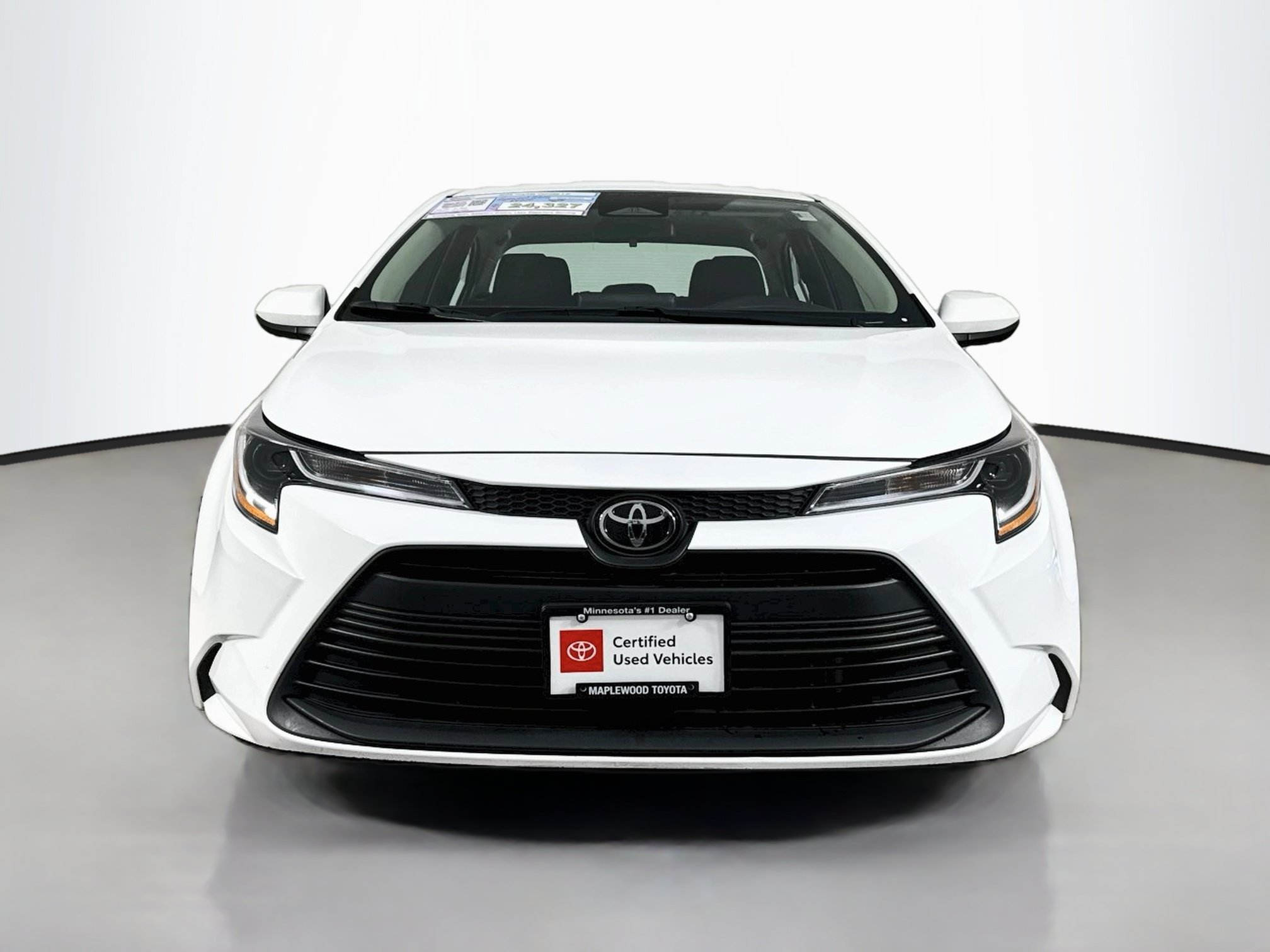 Certified 2025 Toyota Corolla LE FWD image 2