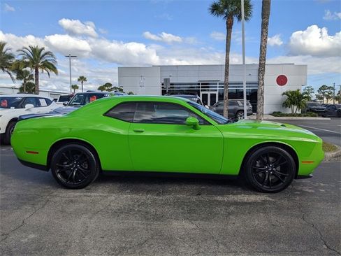 Certified 2017 Dodge Challenger SXT Plus image 3