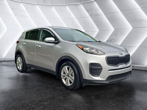 Used 2017 Kia Sportage LX FWD image 7