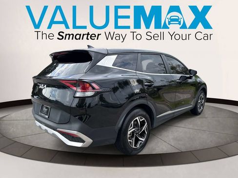 Used 2023 Kia Sportage LX FWD image 3