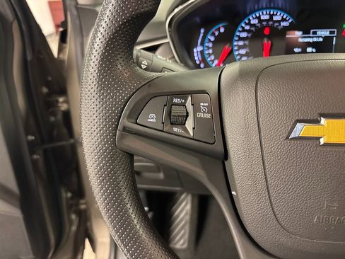 Used 2020 Chevrolet Trax LS w/ Tint and Cruise Package image 31