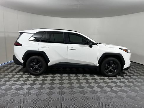 Used 2026 Toyota RAV4 LE AWD/4WD image 4