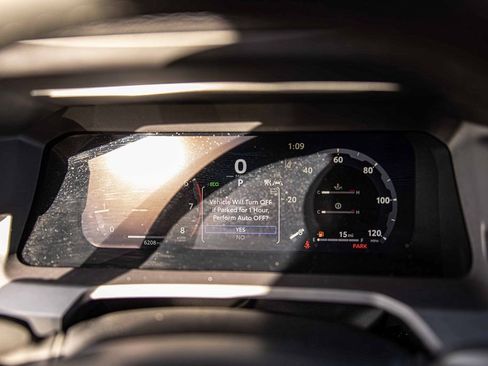 Used 2025 Toyota Tacoma TRD Sport image 21