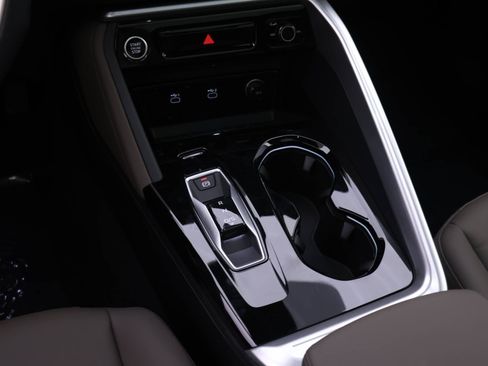 New 2025 Audi Q5 2.0T Premium Plus image 12