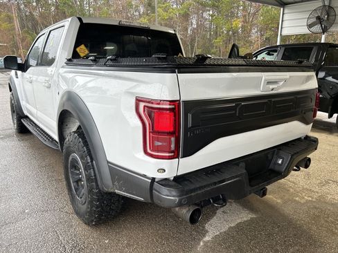 Used 2018 Ford F150 Raptor w/ Equipment Group 802A Luxury image 4
