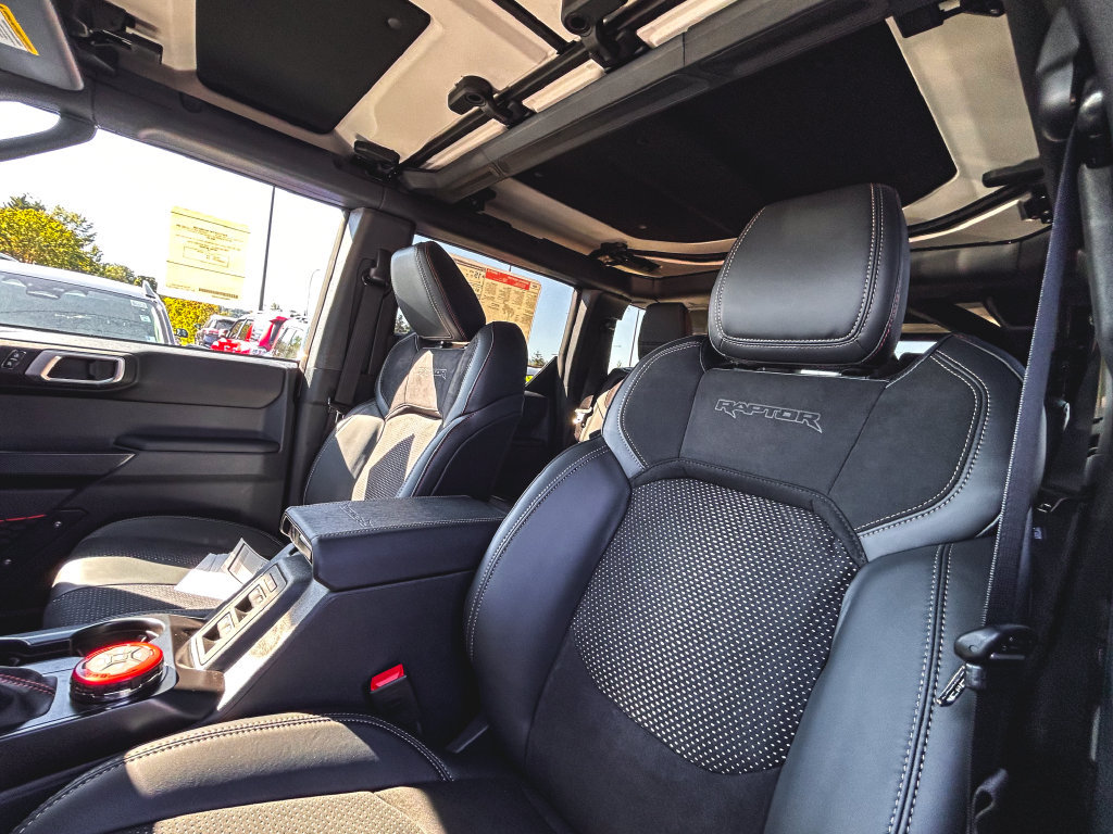 New 2026 Ford Bronco Raptor w/ Interior Carbon Fiber Pack AWD/4WD image 15
