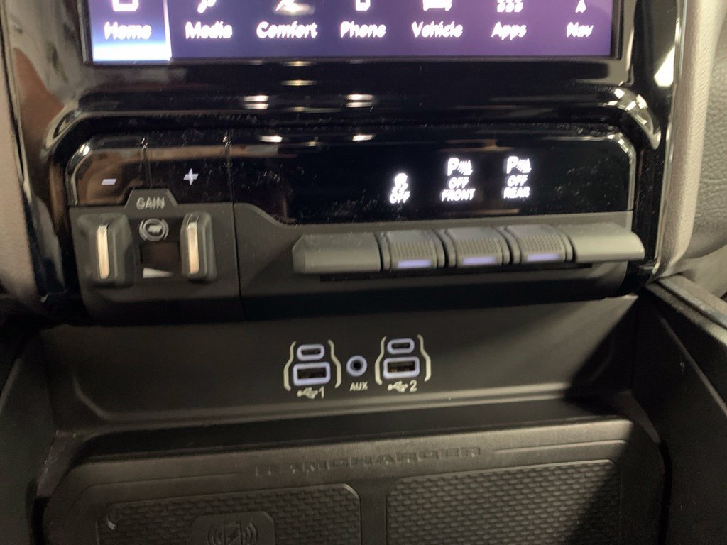Certified 2025 RAM 1500 Big Horn AWD/4WD image 24