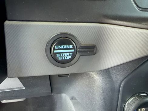 Certified 2023 Ford Bronco Big Bend w/ Sasquatch Package image 24