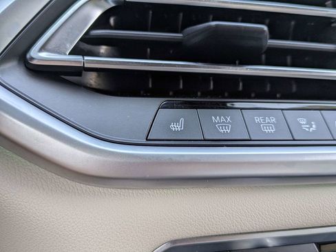 Used 2022 BMW X5 xDrive40i w/ M Sport Package image 25