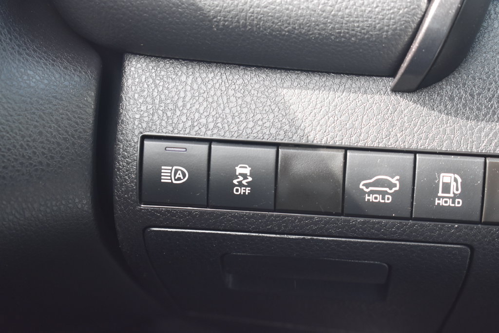 Used 2023 Toyota Camry SE FWD image 21