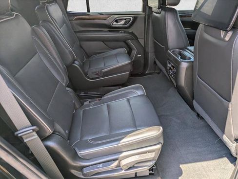 Used 2021 Chevrolet Tahoe Premier AWD/4WD image 19