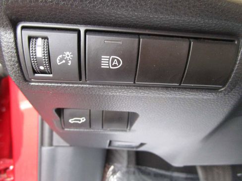 Used 2023 Toyota Corolla Cross XLE w/ Convenience Package AWD/4WD image 16