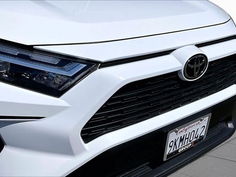 Certified 2023 Toyota RAV4 LE FWD image 29