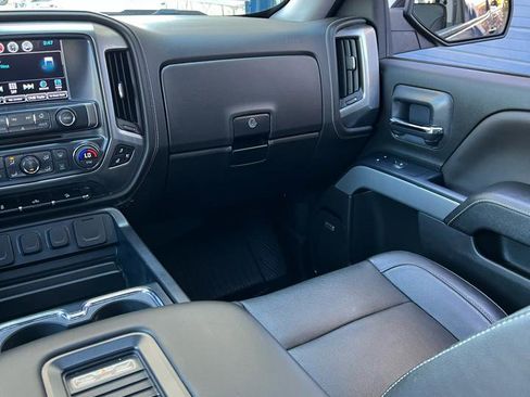 Used 2018 Chevrolet Silverado 1500 LTZ Z71 w/ Redline Edition image 17
