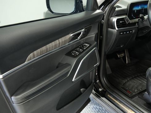 Used 2025 Kia Telluride SX AWD/4WD image 33