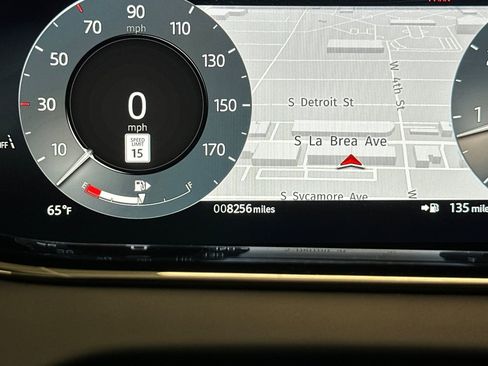 Used 2024 Land Rover Range Rover Evoque Dynamic SE image 35